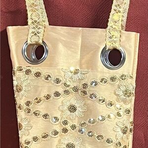 Elegant Cream Embellished Women's Shoulder Bag
